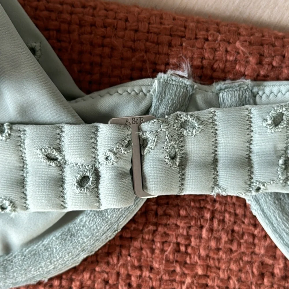 Abercrombie & Fitch Sage Green Underwire Bralette Bikini Top - Size XS - Picture 5 of 6